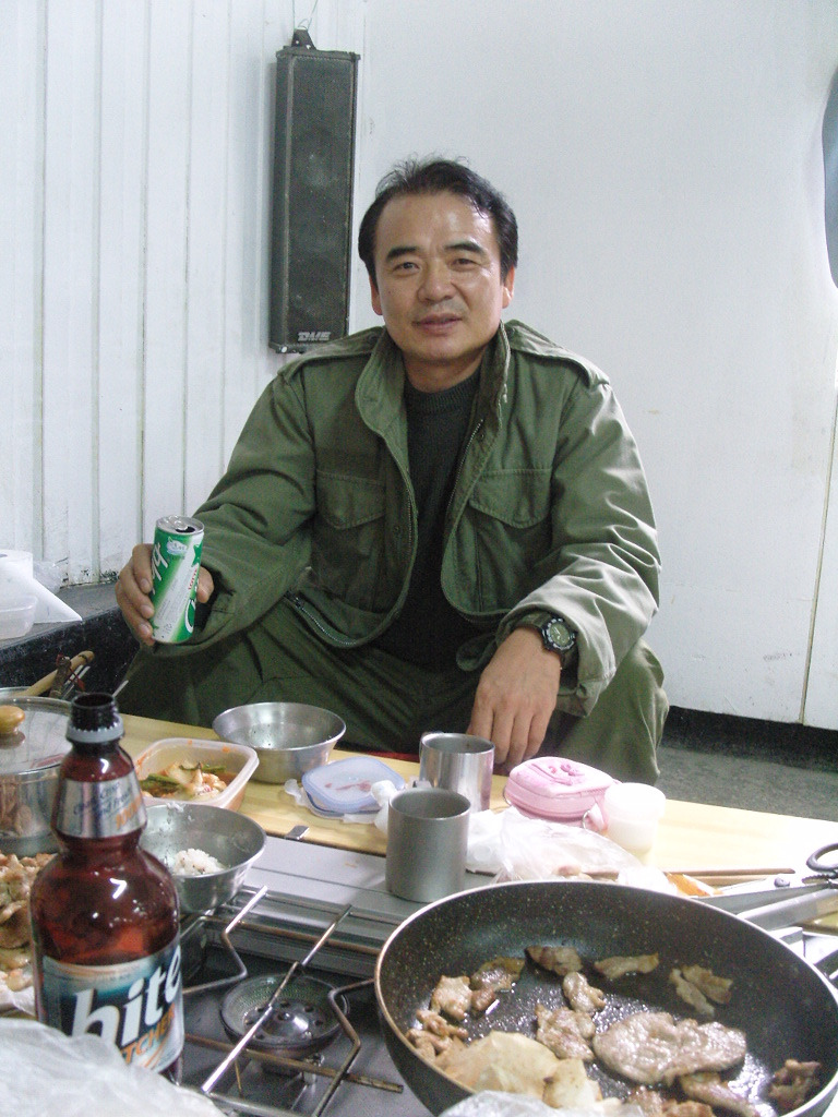 캠핑밀리터리 이미지